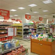 Supermarket shelves 04